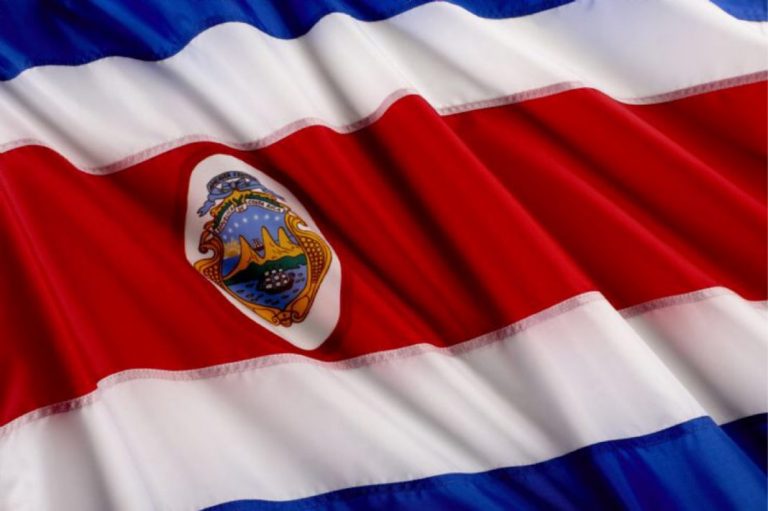 Costa Rica anuncia plan para agilizar tránsito de venezolanos