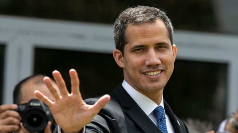 Guaidó pide redoblar esfuerzos para lograr el “cese de la usurpación” este año