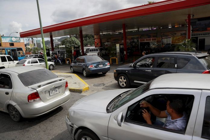 Venezuela vuelve a sufrir por las fallas en el suministro de gasolina