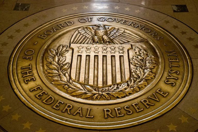 Reserva Federal lista para nuevo aumento de tasas ante amenaza de recesión