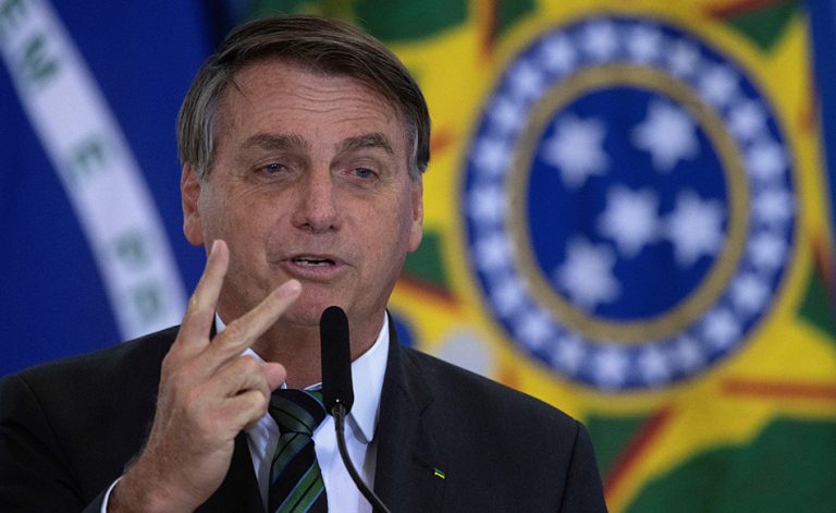 Bolsonaro suma ahora el apoyo de los alcaldes contra Lula