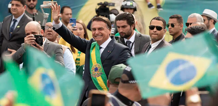 Bolsonaro celebró la independencia con una multitud que pide su reelección