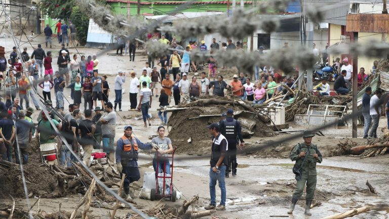 EXPLOTACIÓN ILEGAL DE MINAS DE NIQUEL CAUSA LA TRAGEDIA EN TEJERIAS