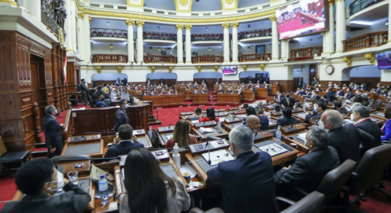 Congreso evalúa hoy martes reconsideración de votación del adelanto de elecciones