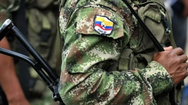 Disidentes de las FARC anuncian tregua hasta enero en Colombia