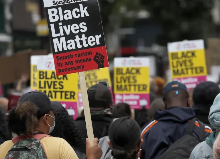 Black Lives Matter califica de «teatro político» nominación de Kamala Harris