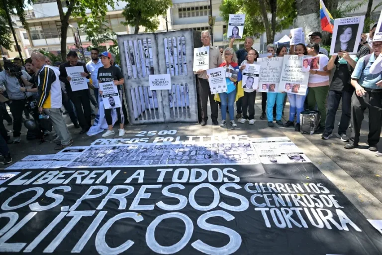 Amnistía Internacional pide a la CPI investigar torturas y malos tratos a niños detenidos en Venezuela